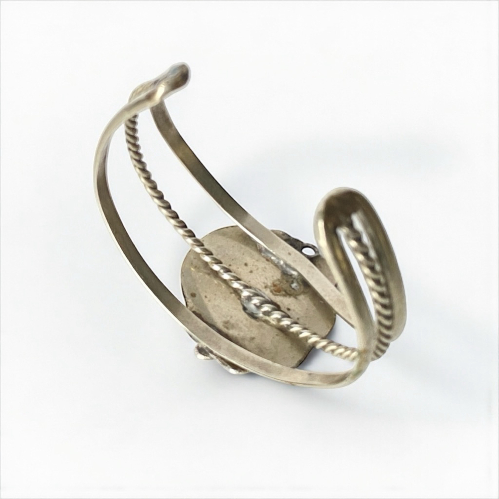 Vintage Sterling Navajo Pure White Buffalo Dolomite Squash Blossom Cuff Bracelet - Picture 5 of 6